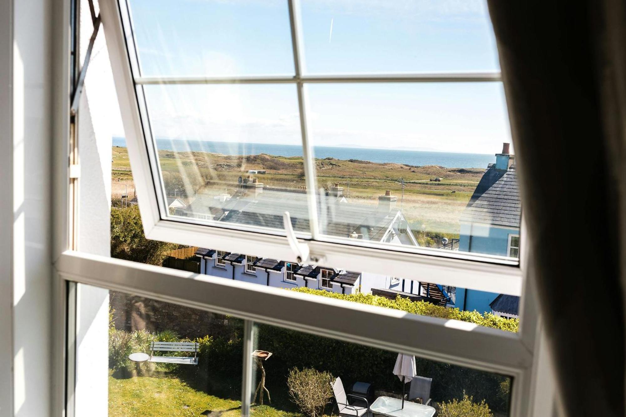Sea Salt Tenby Exterior photo